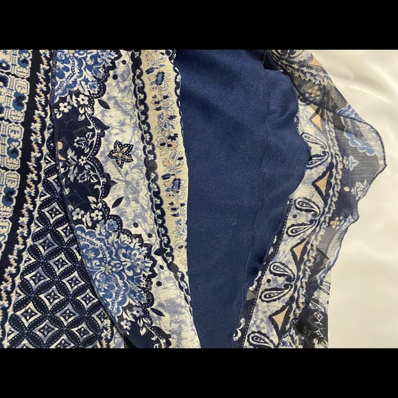 Rampage chiffon halter top, size M. - Picture 5 of 9